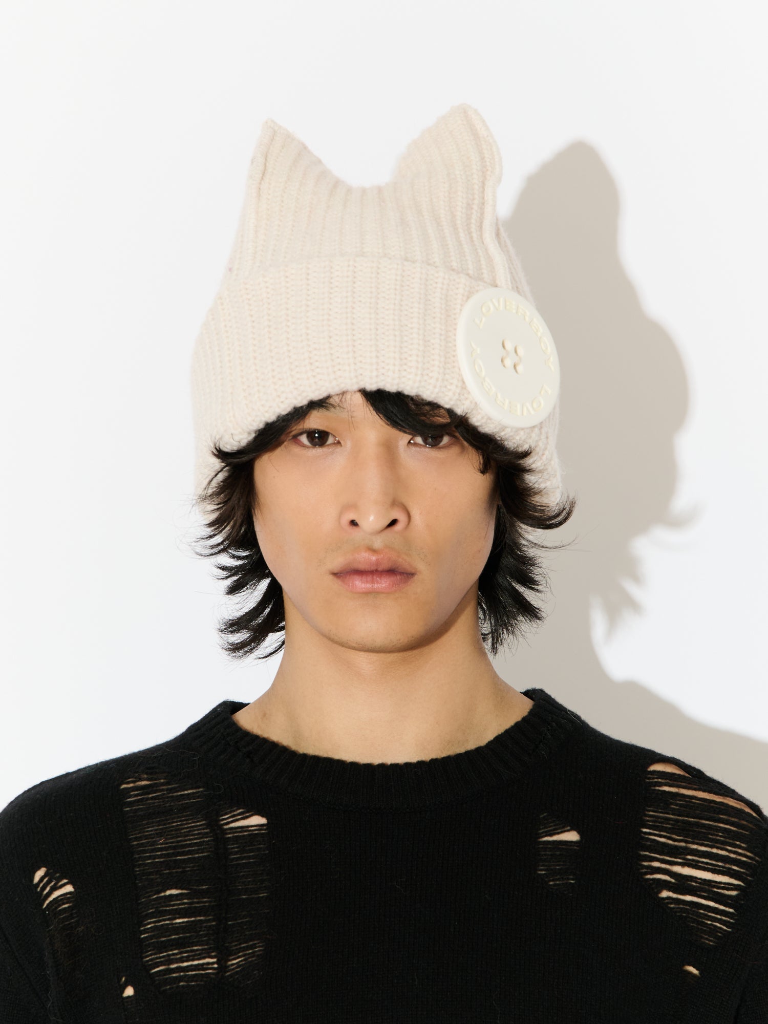 BOX BEANIE IN BLACK - Image 8