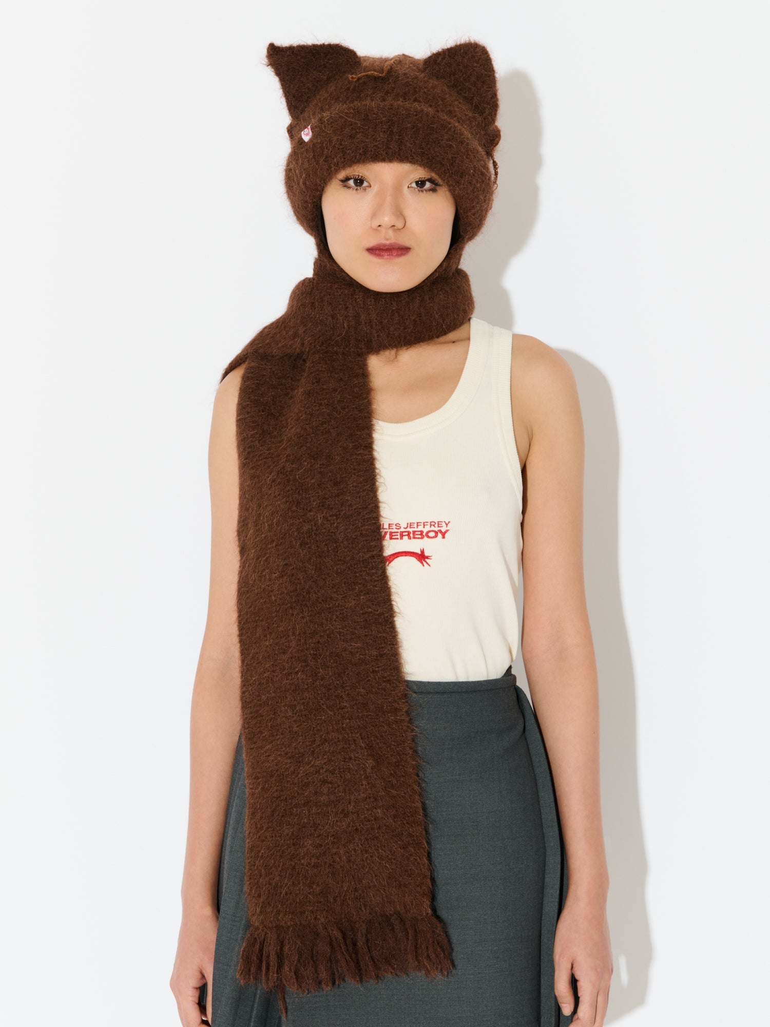 ALPACA CHUNKY EARS BEANIE SCARF IN BROWN - Image 3