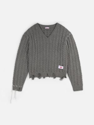 LABEL CABLE KNITTED JUMPER IN GREY